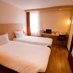 Ibis La Glacerie 3* شيربوغ أون كوتننتين
