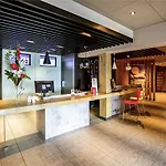 Ibis La Glacerie شيربوغ أون كوتننتين