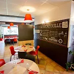 Ibis La Glacerie فندق