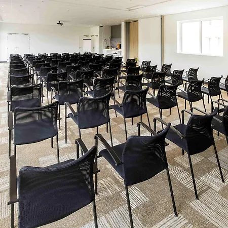 Ibis La Glacerie Hotel