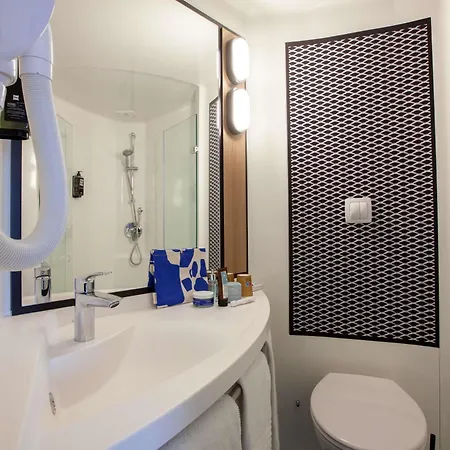 Hotel Ibis La Glacerie Cherbourg-en-Cotentin