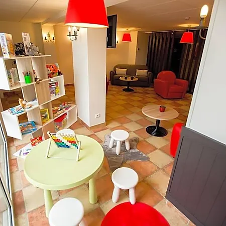 Ibis La Glacerie Hotel 3*