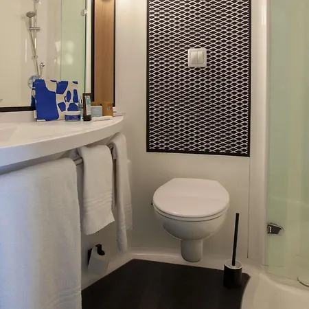 Ibis La Glacerie Szálloda 3*