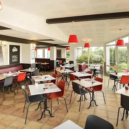 Hotel Ibis La Glacerie 3*