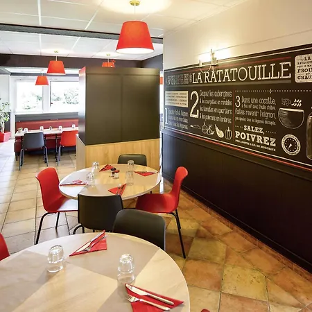 Hotel Ibis La Glacerie 3*