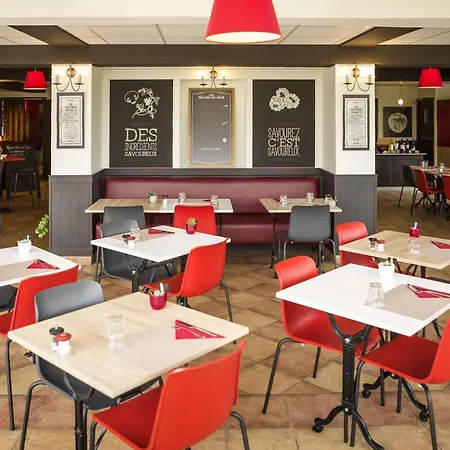 Hotel Ibis La Glacerie 3*