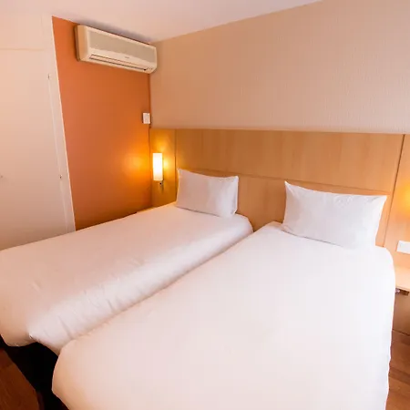 Hotel Ibis La Glacerie 3*