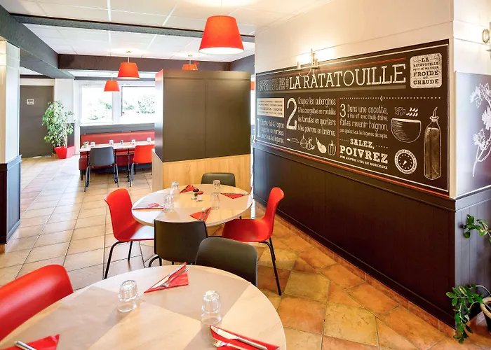 Ibis La Glacerie Hotel