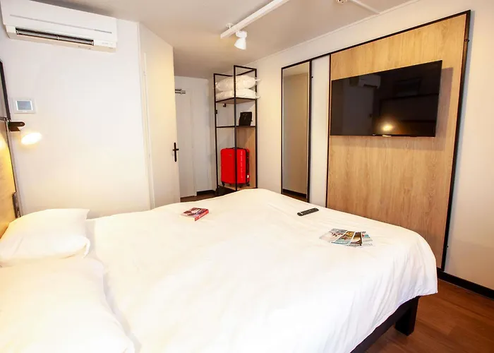 Ibis La Glacerie 3*