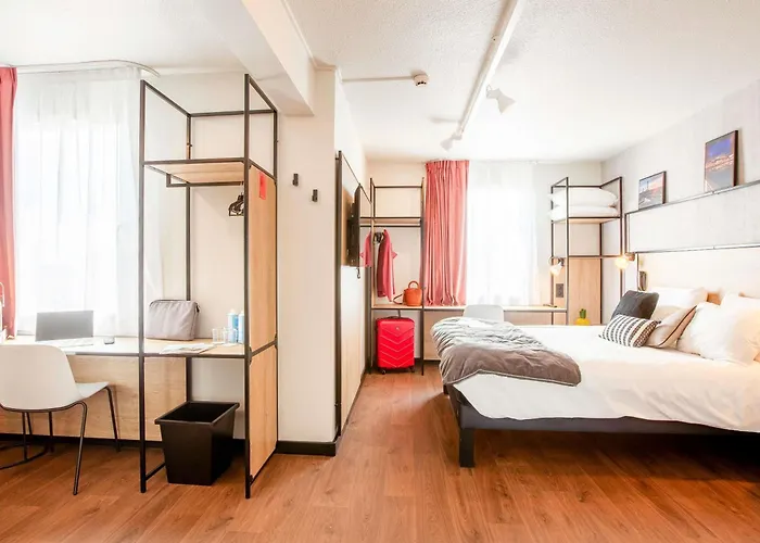 Ibis La Glacerie Hotel