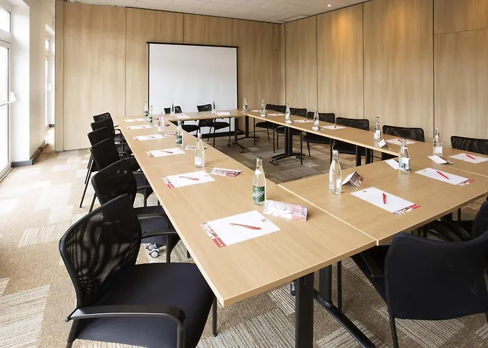 Hotel Ibis La Glacerie 3*