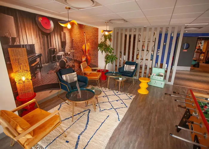 Hotel Ibis La Glacerie 3*